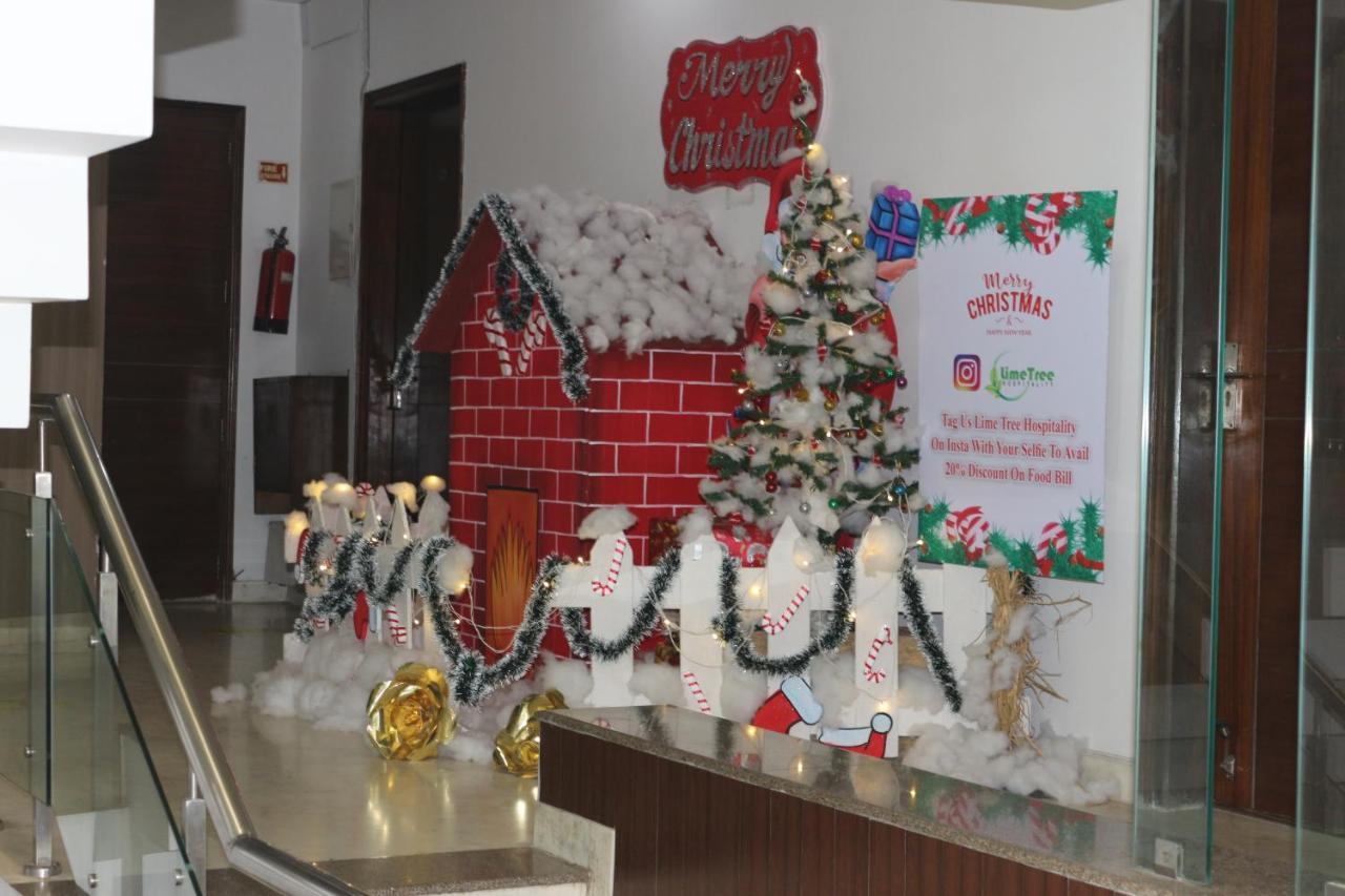 Lime Tree Hotel Sushant Lok Gurgaon Sector 29 Next To Iffco Chowk Metro Exterior photo