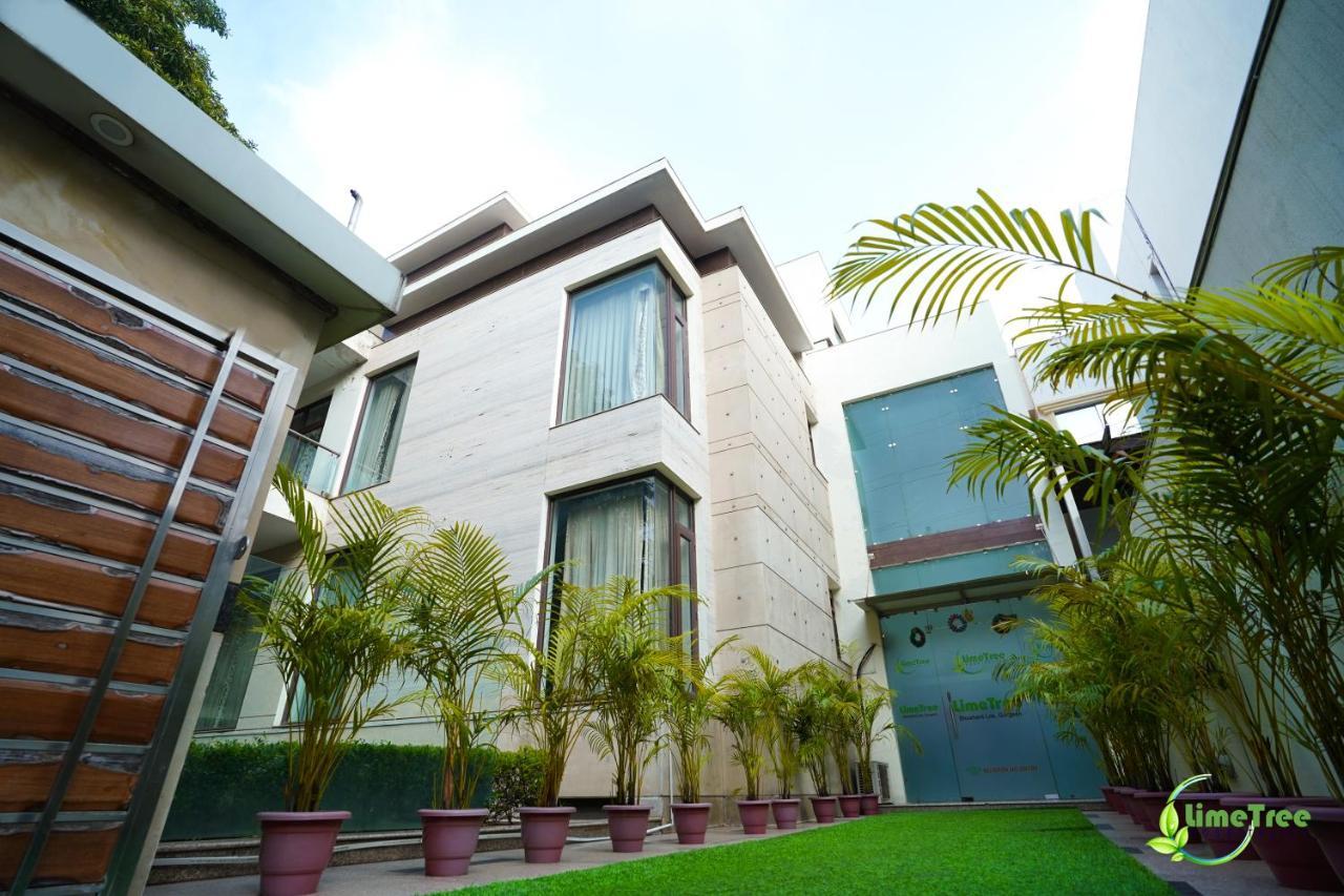 Lime Tree Hotel Sushant Lok Gurgaon Sector 29 Next To Iffco Chowk Metro Exterior photo